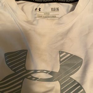Under Armour fitted boys tank